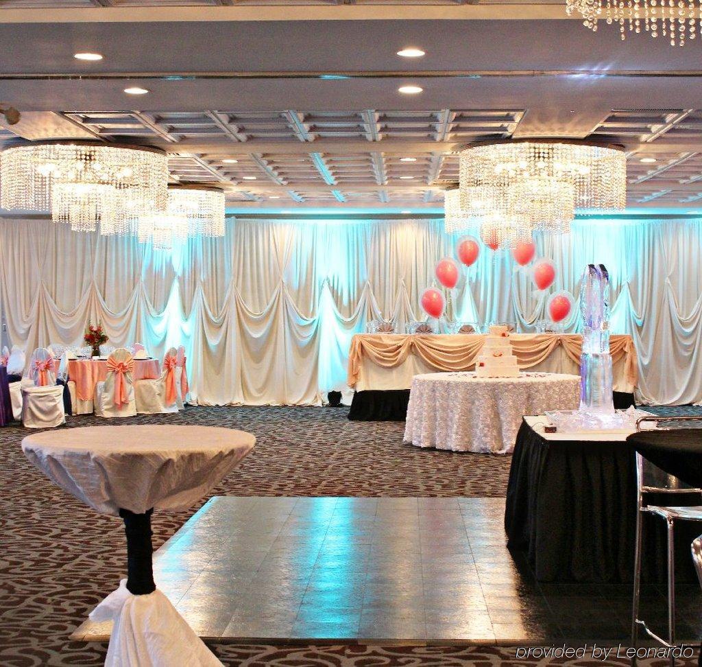 Wyndham Garden Schaumburg Chicago Northwest Hotel Restaurant photo